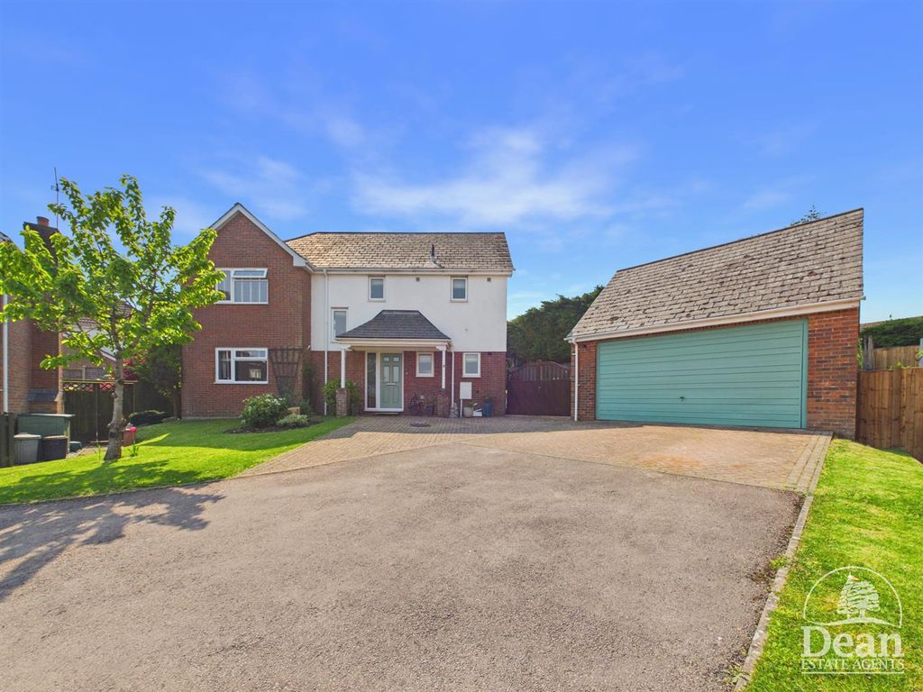 Property photo 1 of 30