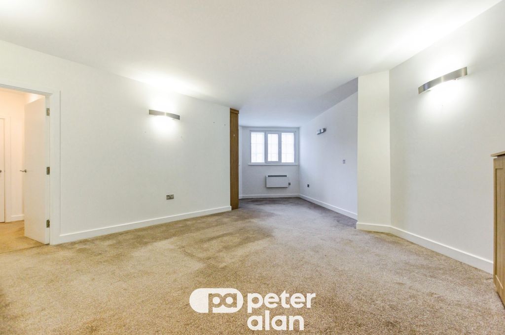 Property photo 3 of 11 Image