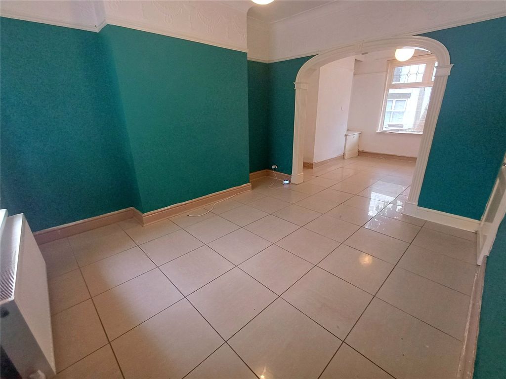 Property photo 2 of 11 Picture No. 05
