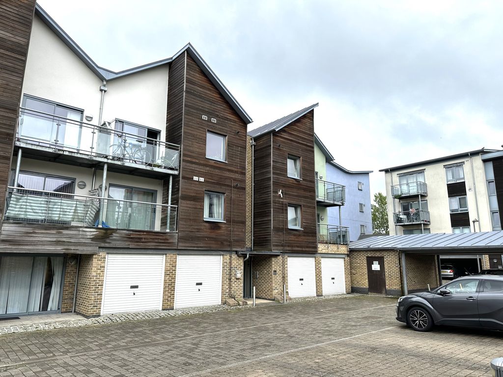 Property photo 1 of 7 Img_5485