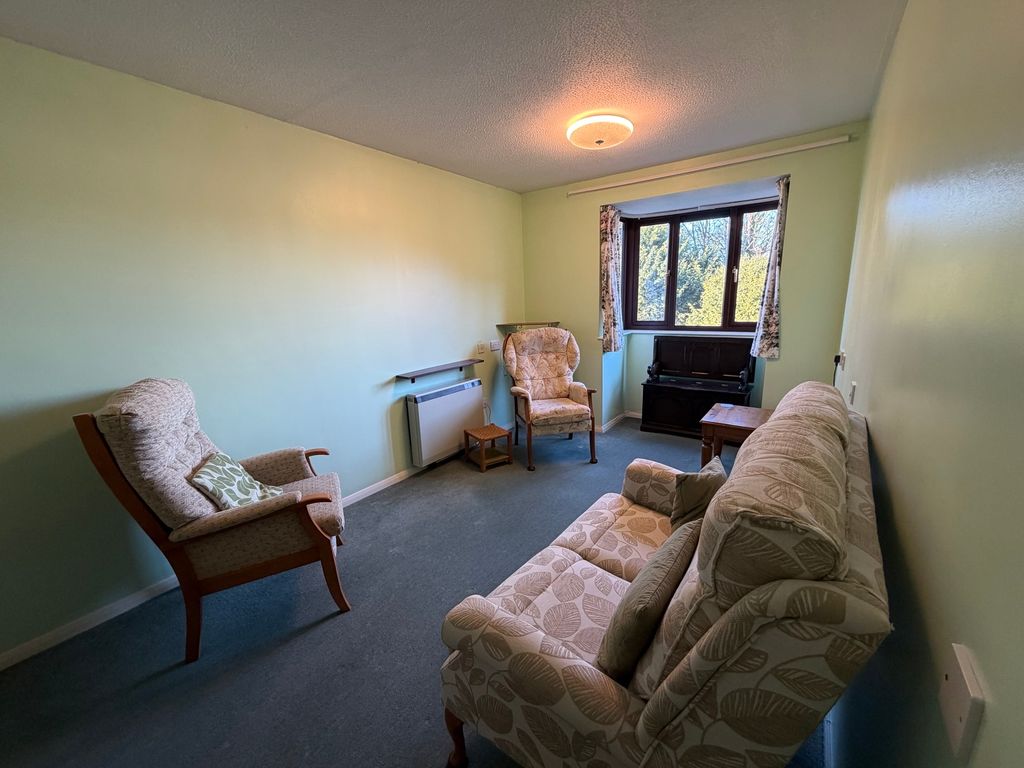 Property photo 3 of 13