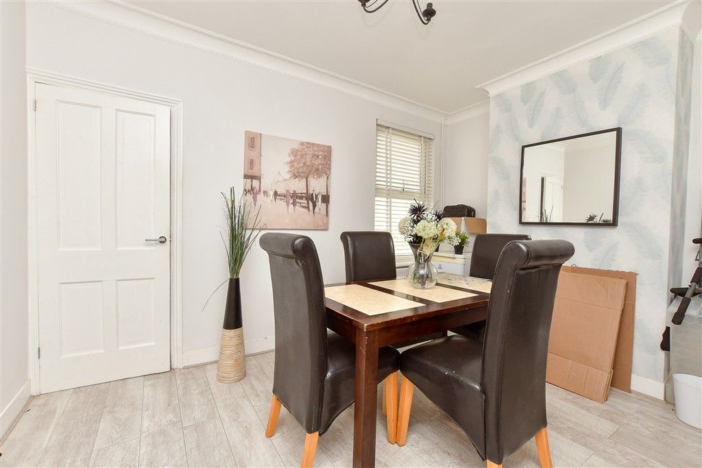 Property photo 3 of 10 Dining Room