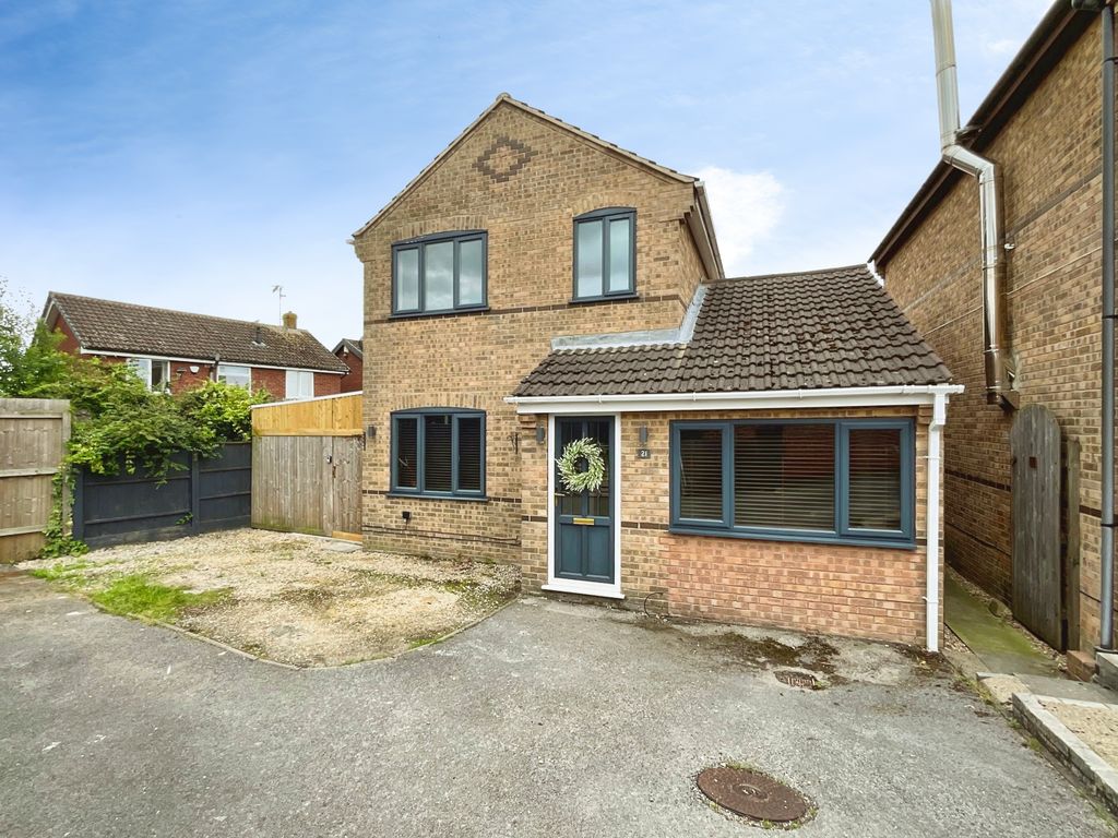 Property photo 1 of 32 Img_6882