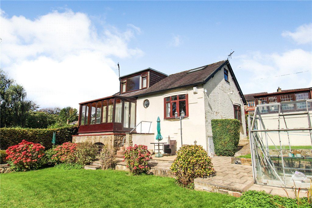 Property photo 1 of 18 External