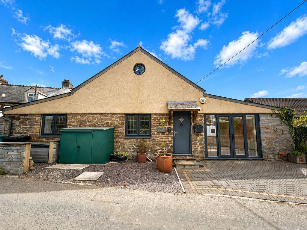 Property photo 1 of 13 1 - Picture No. 01