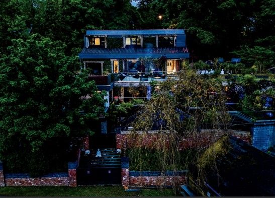 Property photo 1 of 110