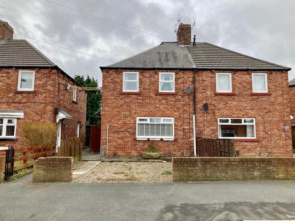 Property photo 1 of 11 2 Bed Semi-Detached House To Rent Falkland Ave, Hebburn Ne31 1Pu