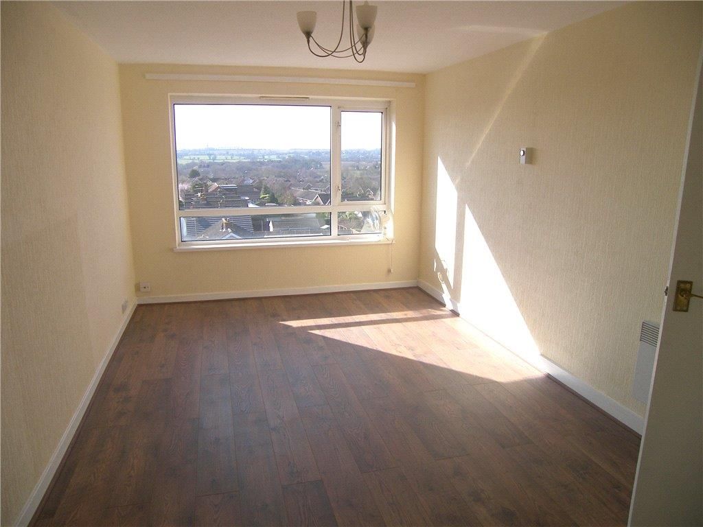 Property photo 3 of 6 Living Room