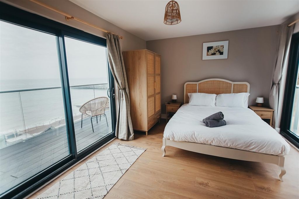 Additional image 6 of 3 bed flat for saleWhite Rock, Hastings TN34