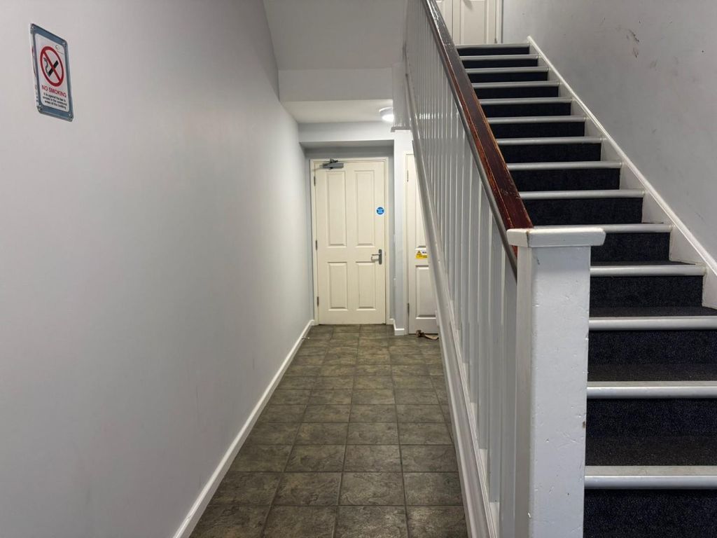 Property photo 2 of 15 4.Jpeg