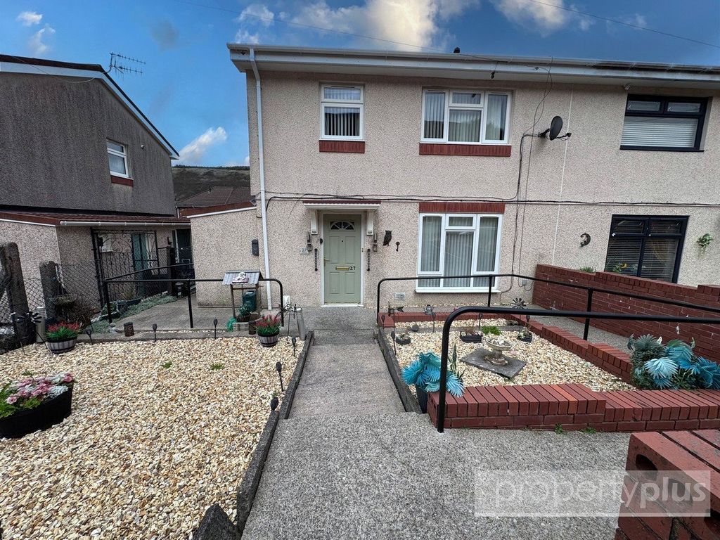 Property photo 1 of 16 Picture No. 17