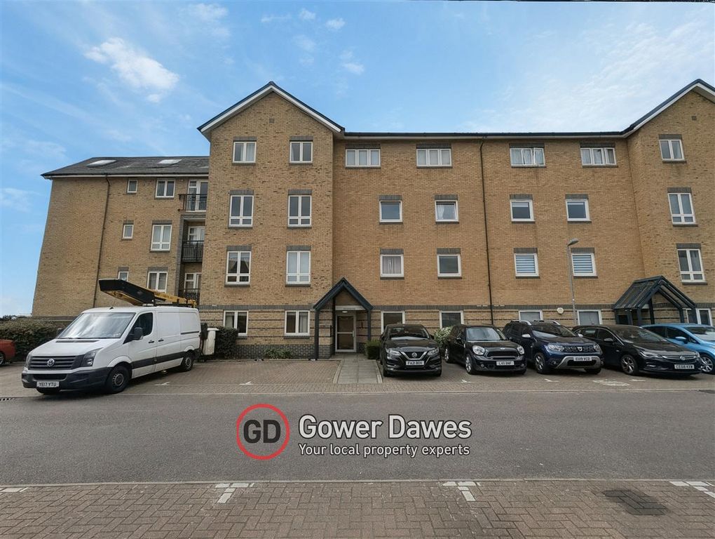 Property photo 2 of 12