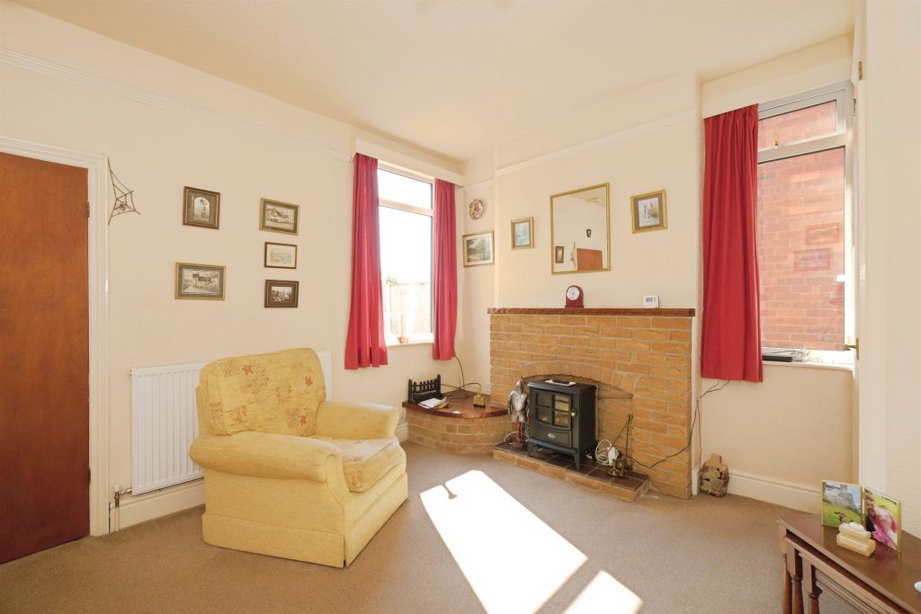 Property photo 3 of 17