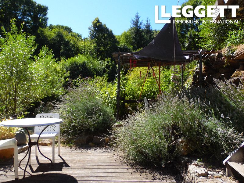 Property photo 2 of 10