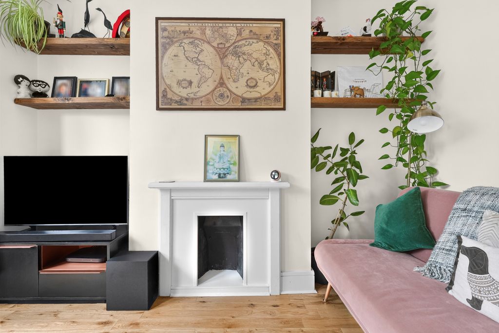 Property photo 3 of 13 _Akp2000-2