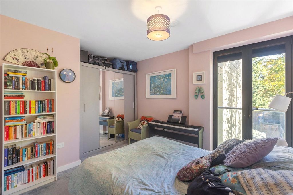 Property photo 2 of 15 Picture No. 03