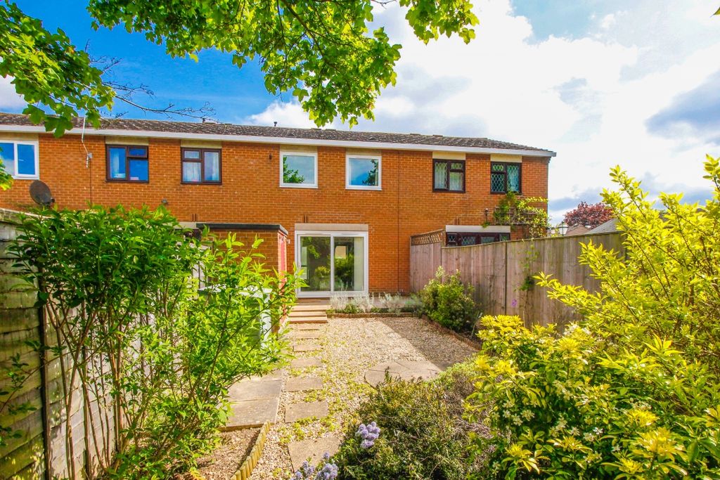 Property photo 1 of 8 9765