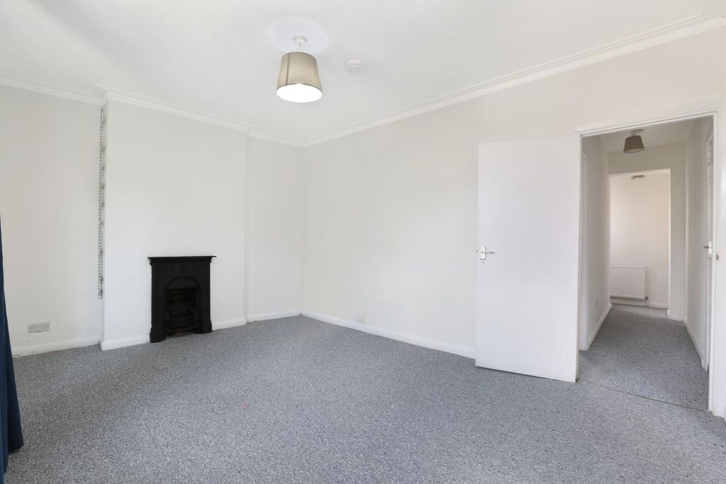Property photo 2 of 12 Ach_2287.Jpg