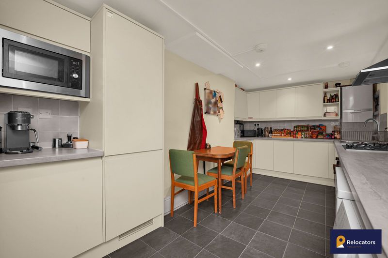 Property photo 3 of 17 Photo 16