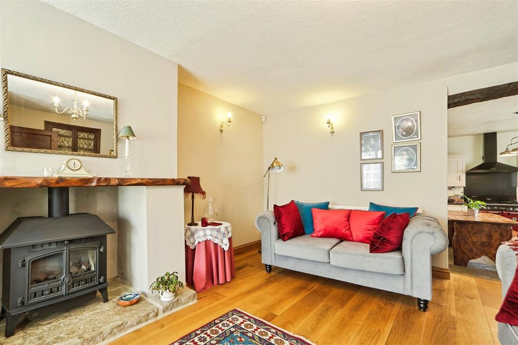 Property photo 3 of 15 Living Room