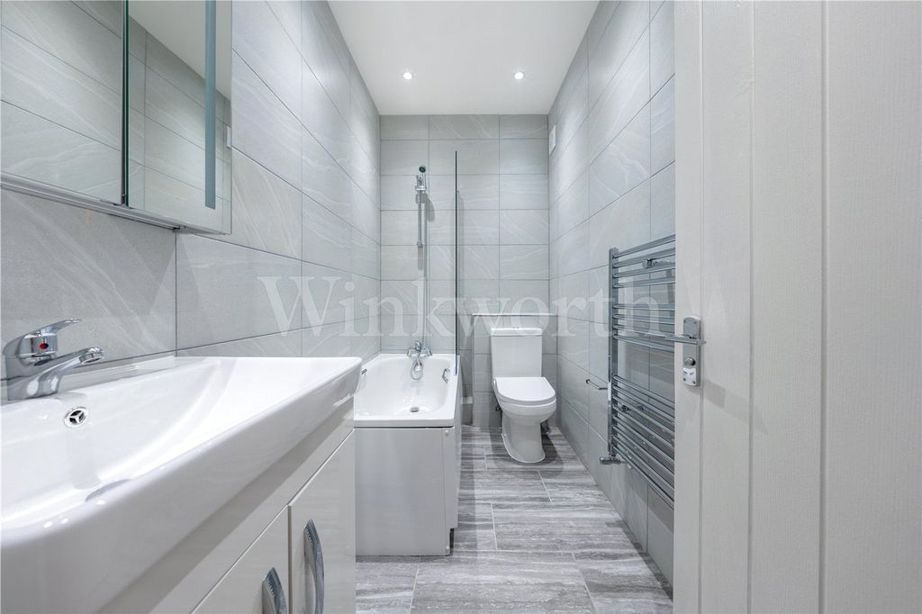 Property photo 2 of 15 Picture No. 08