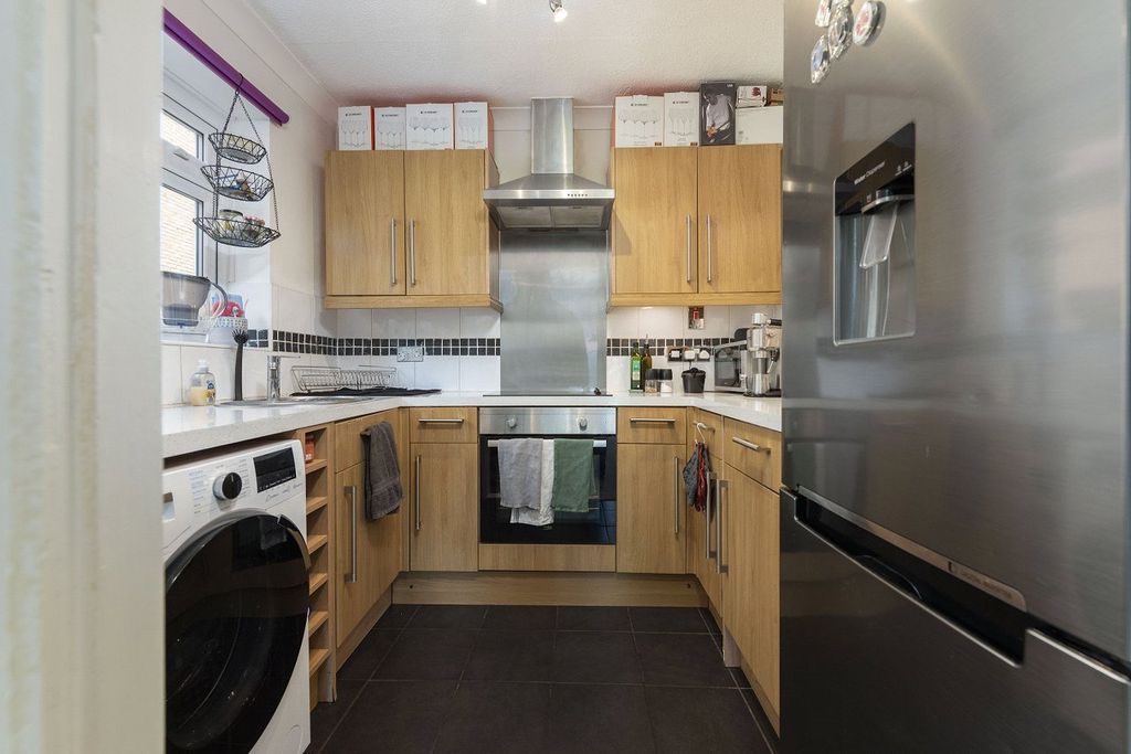 Property photo 3 of 12 Picture No. 05