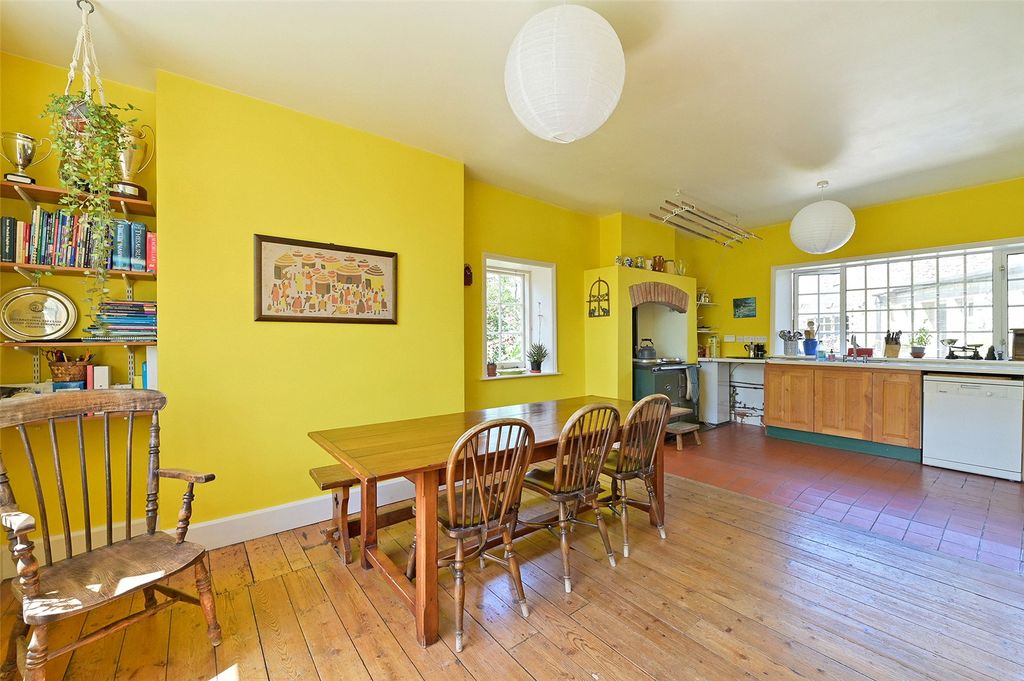 Property photo 2 of 14 Kitchen/Dining Room