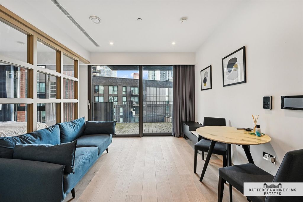 Property photo 3 of 25