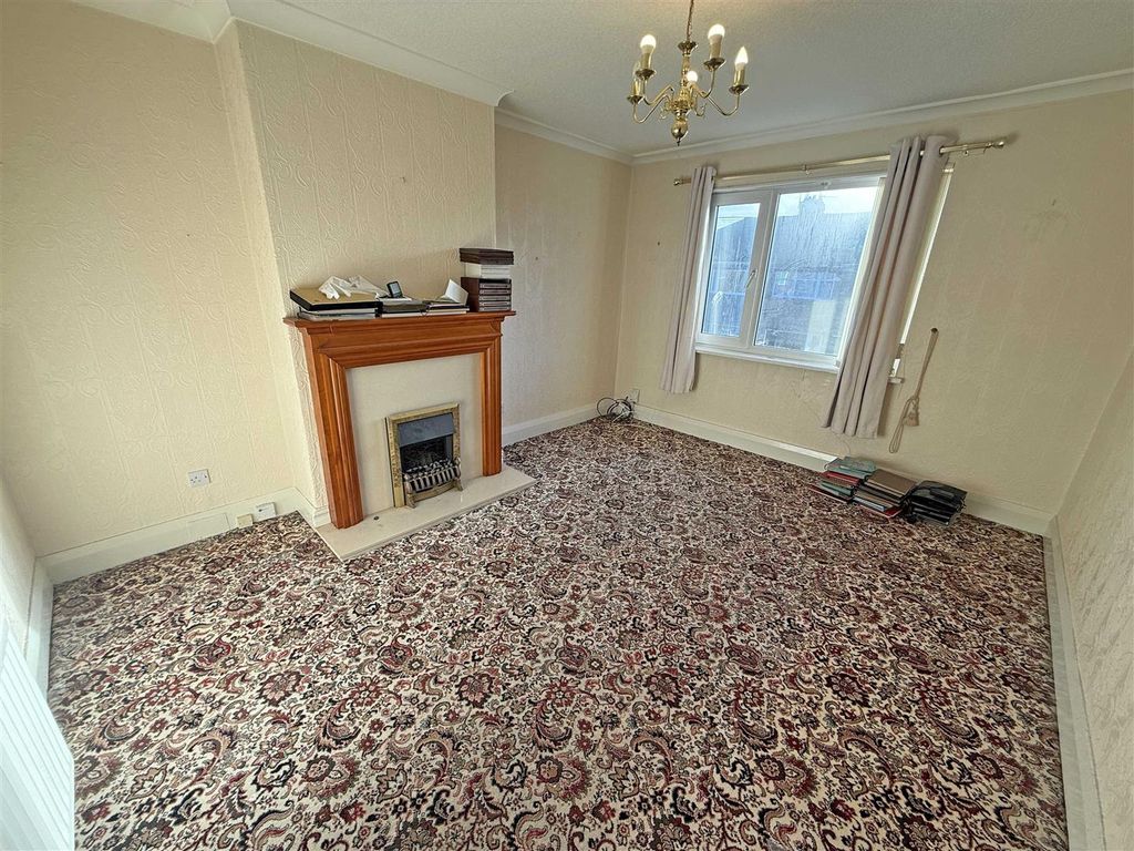 Property photo 2 of 7 Living Room.Jpg