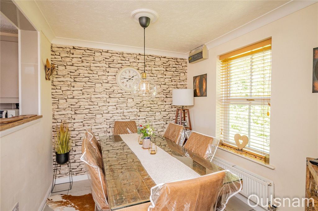 Property photo 3 of 33 Picture No. 35