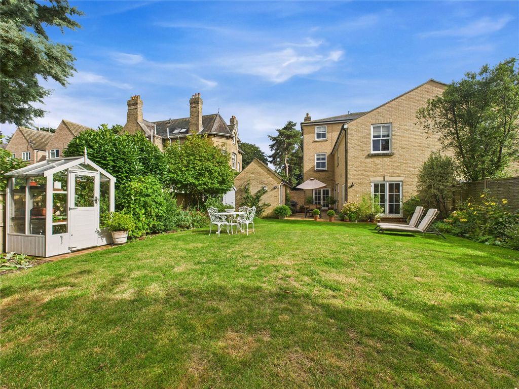 Property photo 3 of 32 Picture No. 41