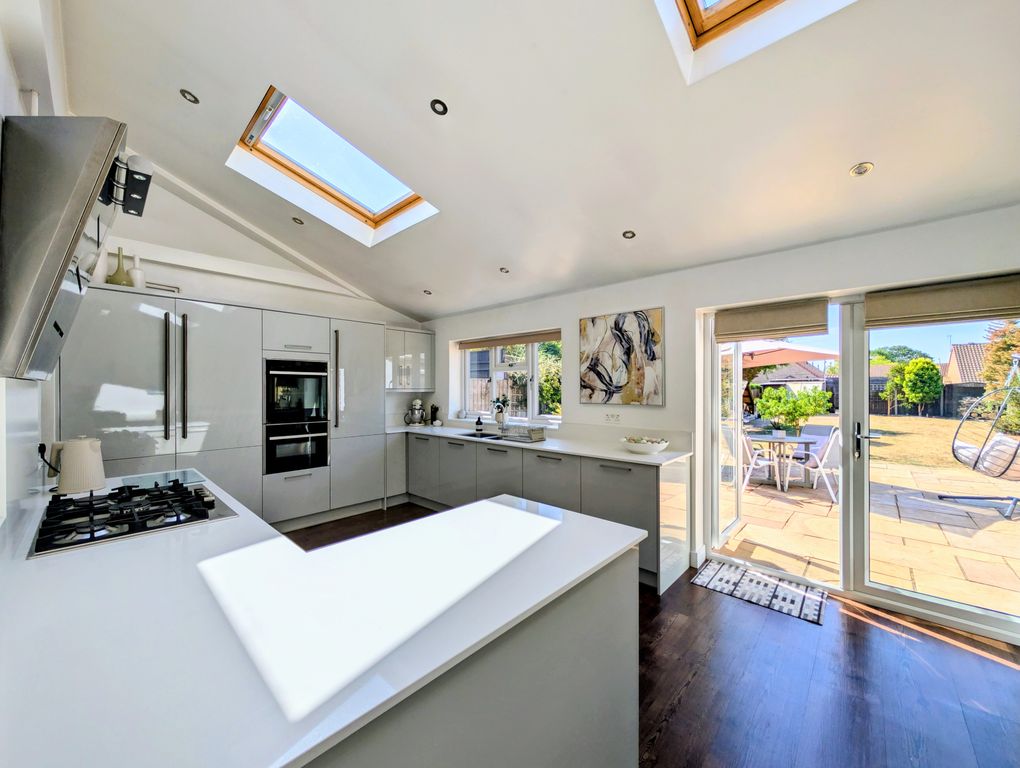 Property photo 2 of 38