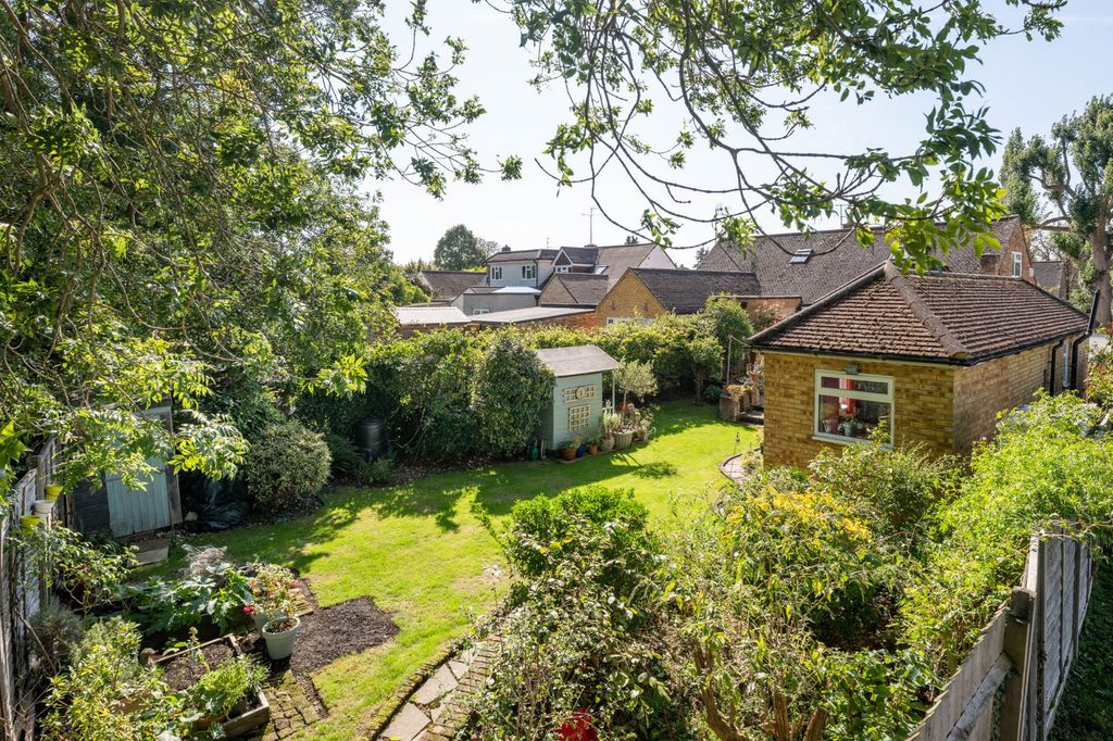 Property photo 3 of 27