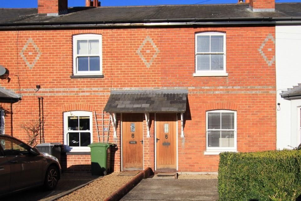 Property photo 1 of 10 Front (Main)