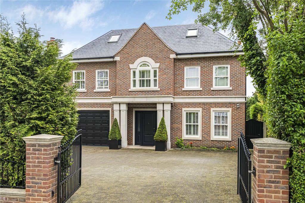 Property photo 1 of 57 Picture No. 74