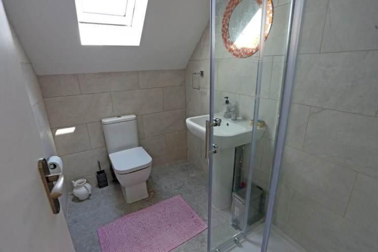 Property photo 2 of 7 Photo 2