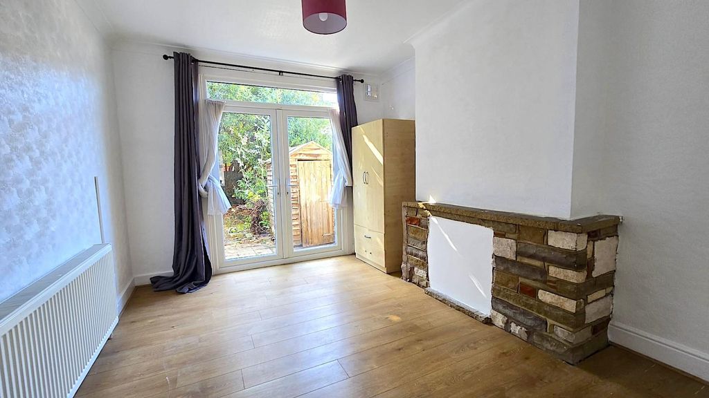 Property photo 3 of 10 Whapp Image 2025-09-19 At 17.07.25.Jpeg