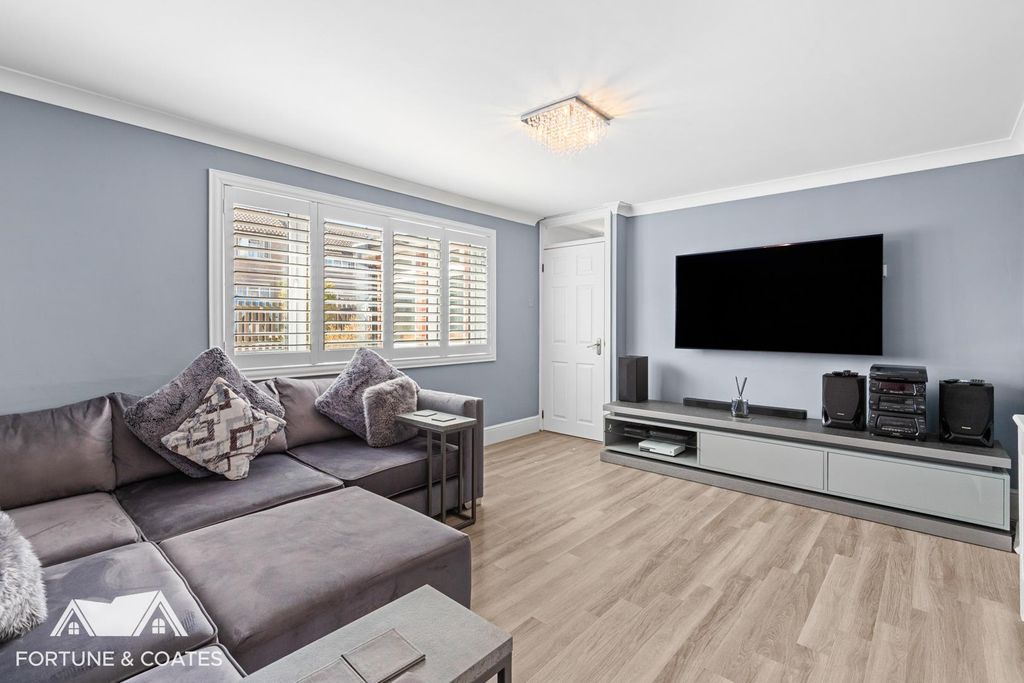 Property photo 2 of 16 Joynersfield_9.Jpg