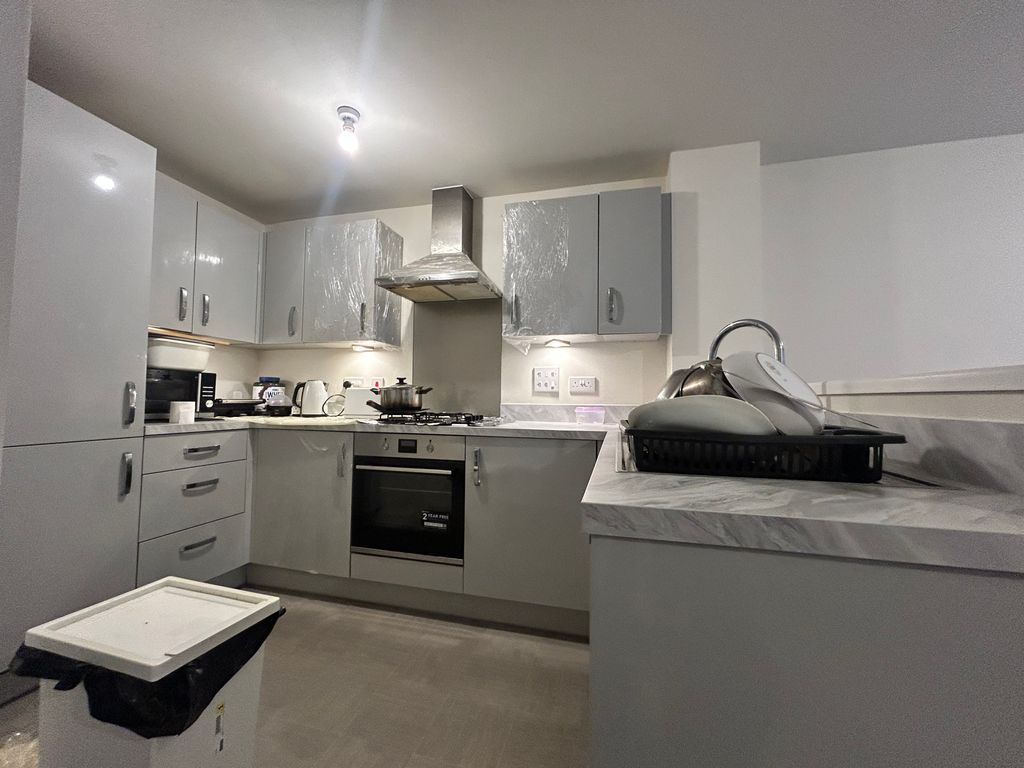 Property photo 3 of 18 Image