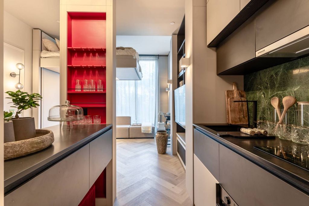 Property photo 3 of 38