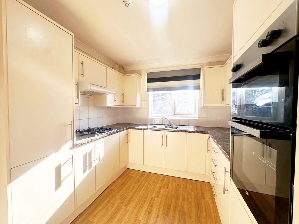 Property photo 3 of 3 Kitchen