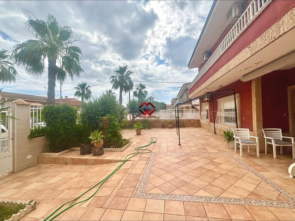 Property photo 1 of 29