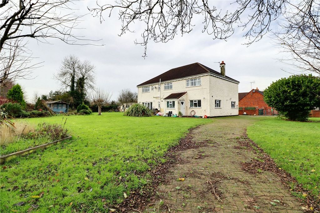 Property photo 1 of 17 Picture No. 01