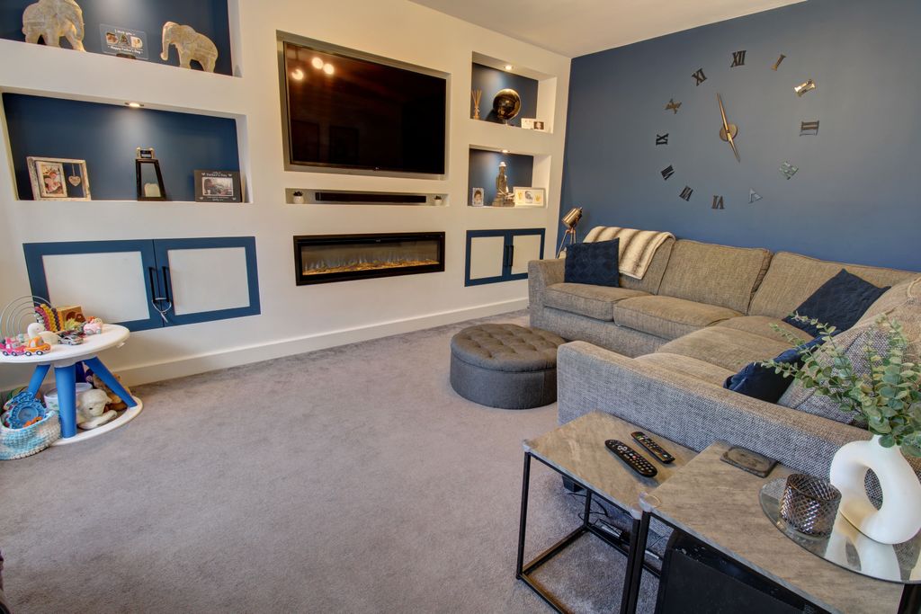 Property photo 2 of 24 A19