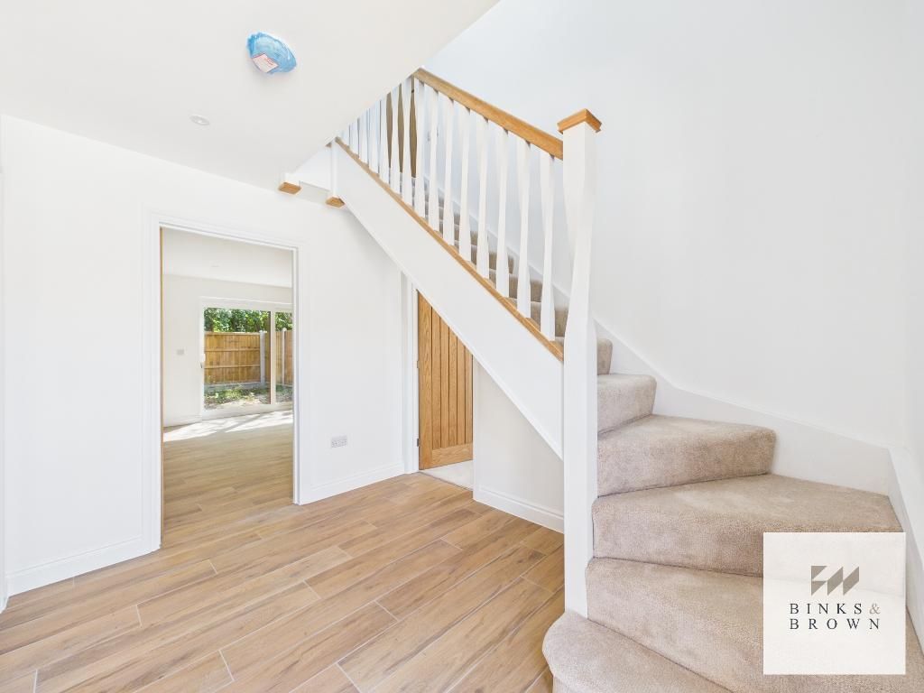 Property photo 3 of 18