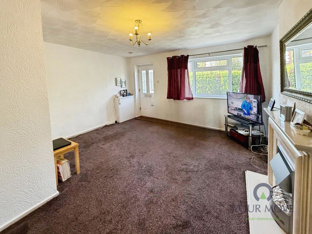 Property photo 3 of 8 Living Room
