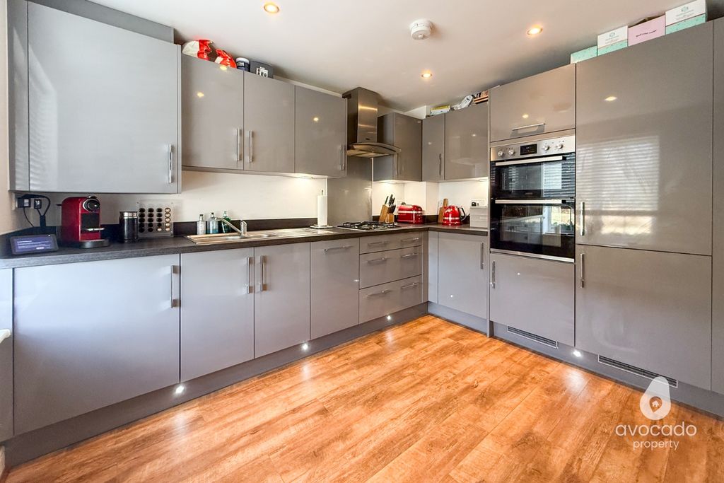 Property photo 3 of 40 5419223