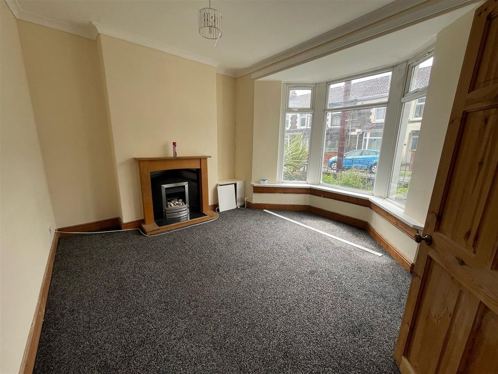 Property photo 3 of 7 4.Jpg