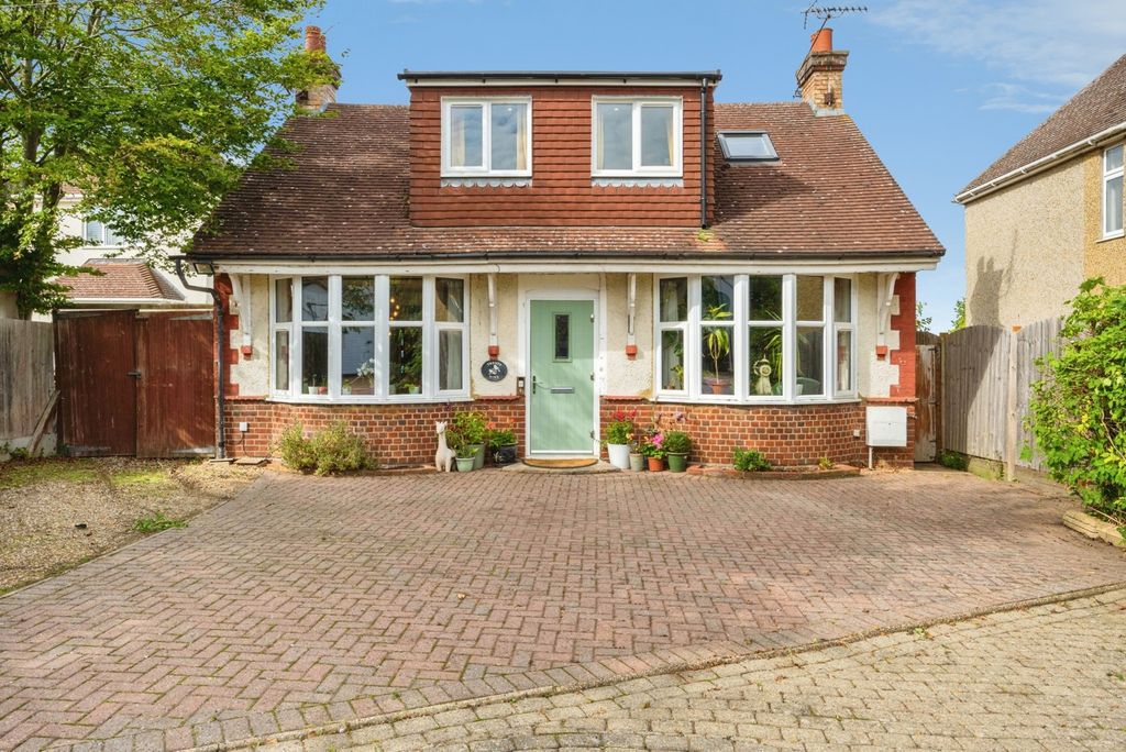 Property photo 1 of 26 Pbox-Img.Jpg