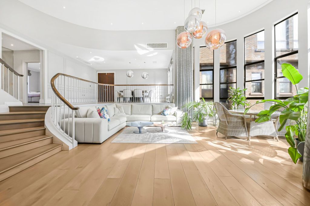 Property photo 1 of 29